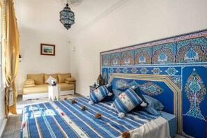 7 chambres, Wi-Fi, literie fournie