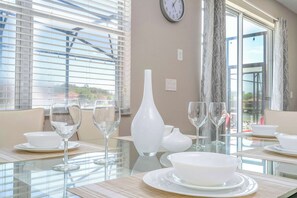 Dining - Magical 4BR Lakefront Home • Pool, BBQ & Fun! (Kissimmee)