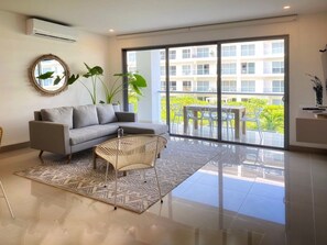 Apartment, 2 Bedrooms (211) | Premium bedding, iron/ironing board, free WiFi, bed sheets - Eco by Wynwood House (Cartagena)
