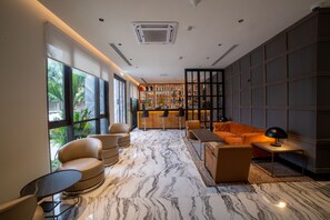 بار (في المنشاة)