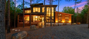 Lost In The Pines in Hochatown/Broken Bow