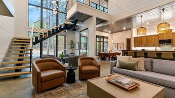 Smart TV, fireplace, video games