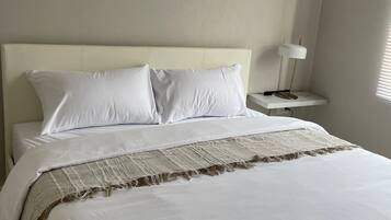 2 chambres, fer et planche Ă repasser, Wi-Fi gratuit, draps fournis