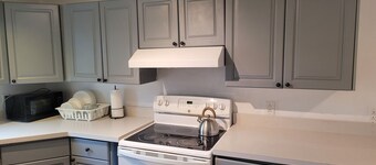 This Cozy place close to everywhere. Enjoy your stay!