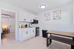 微波炉、茶具/咖啡用具、厨具/餐具