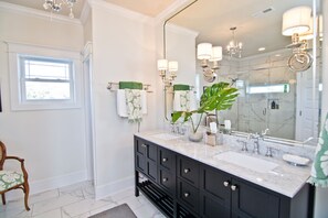 Haartrockner, Handtücher