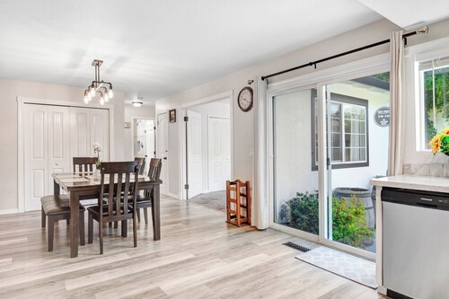 Sonoma Wine Country Madison Escape TOT #2380N