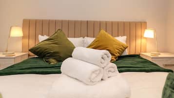 2 bedrooms, WiFi (free), individually decorated, individually furnished