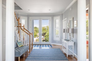 Interior - Blue Water, Oceanfront House in Emerald Isle, NC! (Emerald Isle)