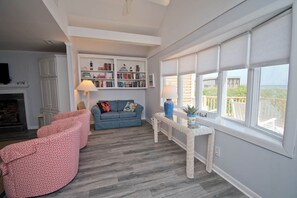 TV, stereo - Brown Cottage, Oceanfront House in Emerald Isle, NC! (Emerald Isle)