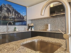 Panoramic Penthouse | Private kitchen | Full-sized fridge, microwave, toaster, blender - Carretera Transpeninsular KM18 (San José del Cabo)