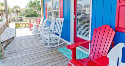 Captain's Escape, Almost Oceanfront House in Emerald Isle, NC!