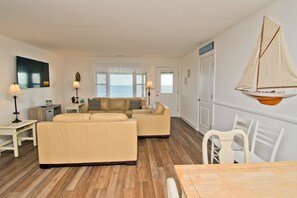 Fernseher, DVD-Player