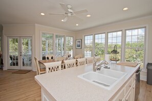 Interior - Carolina, Oceanside House in Emerald Isle, NC! (Emerald Isle)