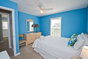5 bedrooms, iron/ironing board, WiFi - Carolina Beach Music, Almost Oceanfront House in Emerald Isle, NC! (Emerald Isle)