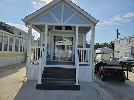 Exterior. SPACIOUS 1 BEDROOM LOFT IN DISNEY AREA 5 STAR RATED MILL CREEK RESORT 2767
