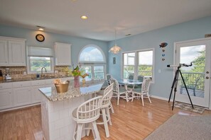Fridge, microwave, oven, dishwasher - Cloud 9, Soundfront House in Emerald Isle, NC! (Emerald Isle)