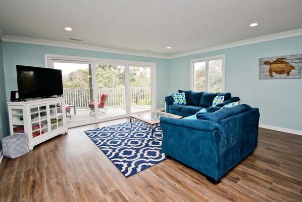 Video games, DVD player - Colony By The Sea 101, Oceanside Condo in Salter Path, NC! (Salter Path)