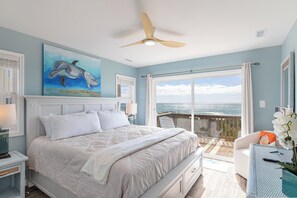 4 bedrooms, iron/ironing board, WiFi