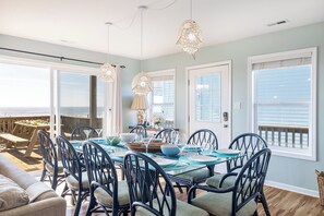 Dining - Angel's at the Pier West - Oceanfront Duplex in Emerald Isle, NC! (Emerald Isle)