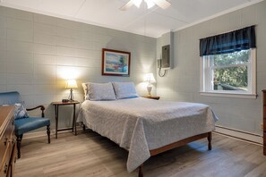 3 bedrooms, iron/ironing board, WiFi