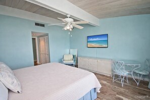 3 bedrooms, iron/ironing board, WiFi