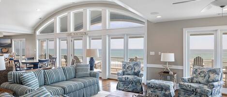 TV, fireplace, table tennis, stereo