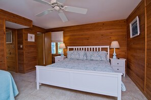 4 habitaciones, tabla de planchar con plancha y wifi 