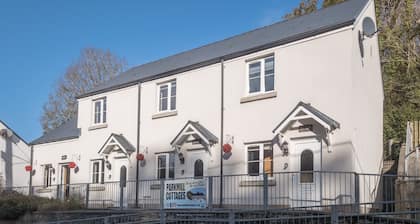 Oxwich Cottage - 2 Bedroom - Parkmill