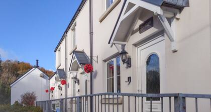 Oxwich Cottage - 2 Bedroom - Parkmill