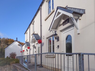 Oxwich Cottage - 2 Bedroom - Parkmill