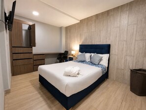 1 bedroom, free WiFi, bed sheets - Double/Triple Suite 18-103 (Bogotá)