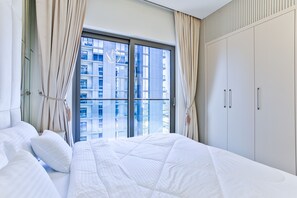 Exclusive-Apartment | 1 Schlafzimmer, individuell dekoriert, Bügeleisen/Bügelbrett