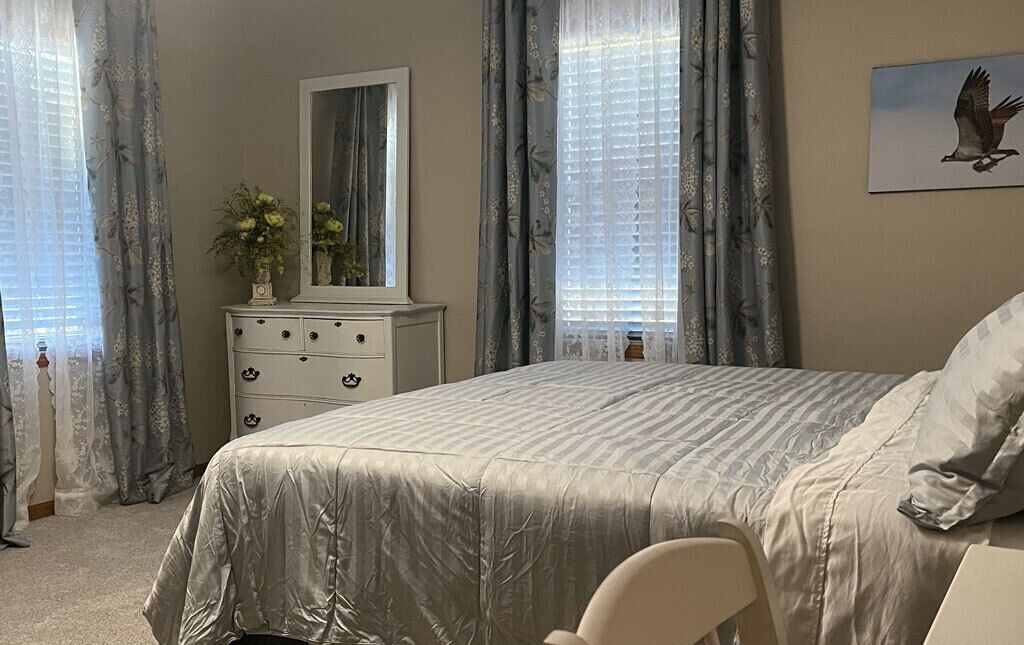 2 makuuhuonetta, silitysrauta/-lauta, Wi-Fi, vuodevaatteet