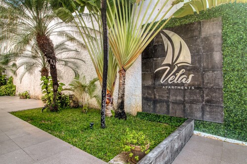 Luxury apartment with plunge pool access, stunning views, & open layout