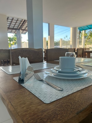 Free daily buffet breakfast - Pousada Paraíso da Barra (Barra de Santo Antonio)