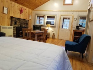 1 chambre, fer et planche Ă repasser, Wi-Fi, draps fournis