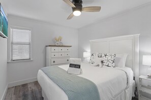 1 quarto, acesso à internet, roupa de cama