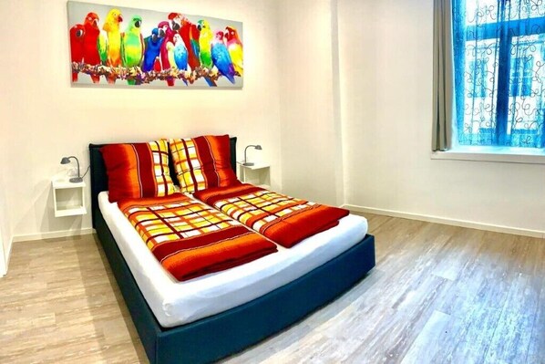 1 bedroom, WiFi, bed sheets - Casa al Duomo - Domhaus (Bolzano)