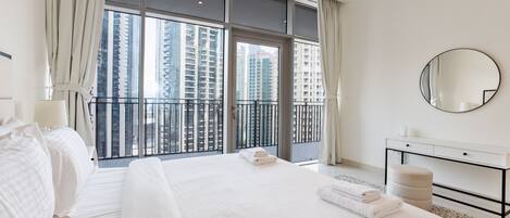 Deluxe Apartment | 2 bedrooms, individually decorated, iron/ironing board, free WiFi