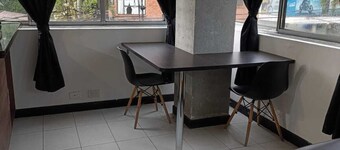 El Poblado Gem: Steps from Lleras Park Maximum Privacy