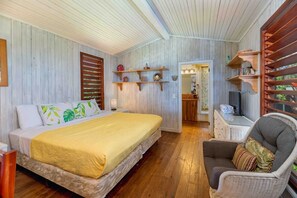 1 soverom, safe på rommet, wi-fi (inkludert) og sengetøy