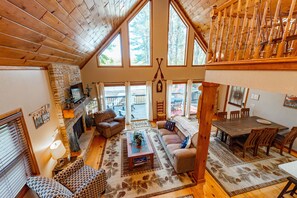 Smart TV, fireplace - Cozy Lakefront Escape w/ Private Dock & Hot Tub (Oakland)