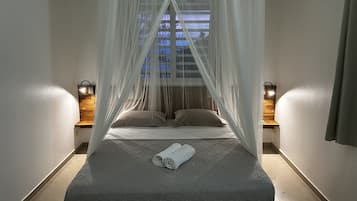 Dúplex familiar, vista al océano | 1 habitación, ropa de cama de alta calidad y camas con efecto memoria