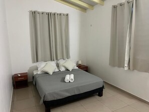 Familien-Maisonette, Meerblick | Hochwertige Bettwaren, Betten mit Memory-Foam-Matratzen, Zimmersafe