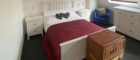 1 chambre, fer et planche Ă repasser, accĂšs au Wi-Fi (inclus)