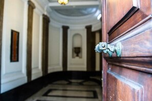 Interior - Domus Cavour nel Centro di Roma a due Passi dal Colosseo (Roma)