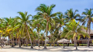 Unclassified image, 4 of 23, button - Villas de Isla Bonita  - B2 (San Pedro)