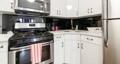 Spacious one bedroom apartment in Brooklyn