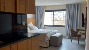 Standard Studio | Living area | Smart TV